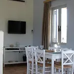 Remetzo Village Отель