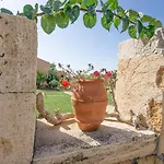 Remetzo Village Отель 3*