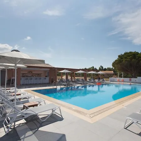 Remetzo Village Hotel