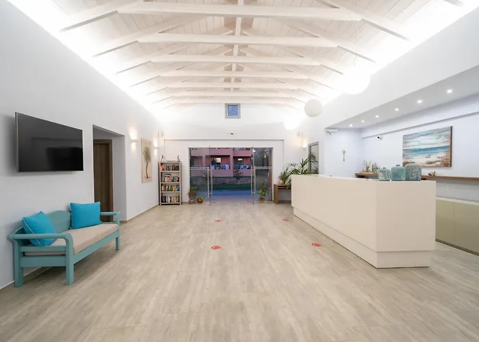 فندق Remenzo ليكسوري