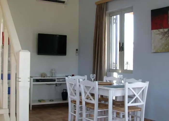 Remenzo Hotel