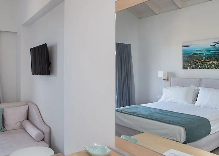 Remenzo Hotel